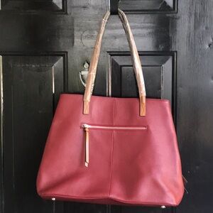 Wonderful nice size cordovan tote or handbag!  Never used